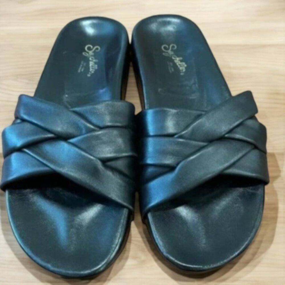 Seychelles Show Me Love Slide Black Sandal NWT & Box SZ 7